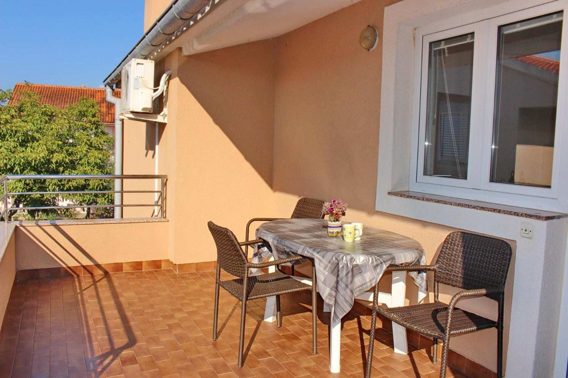 נין Apartments Remi מראה חיצוני תמונה